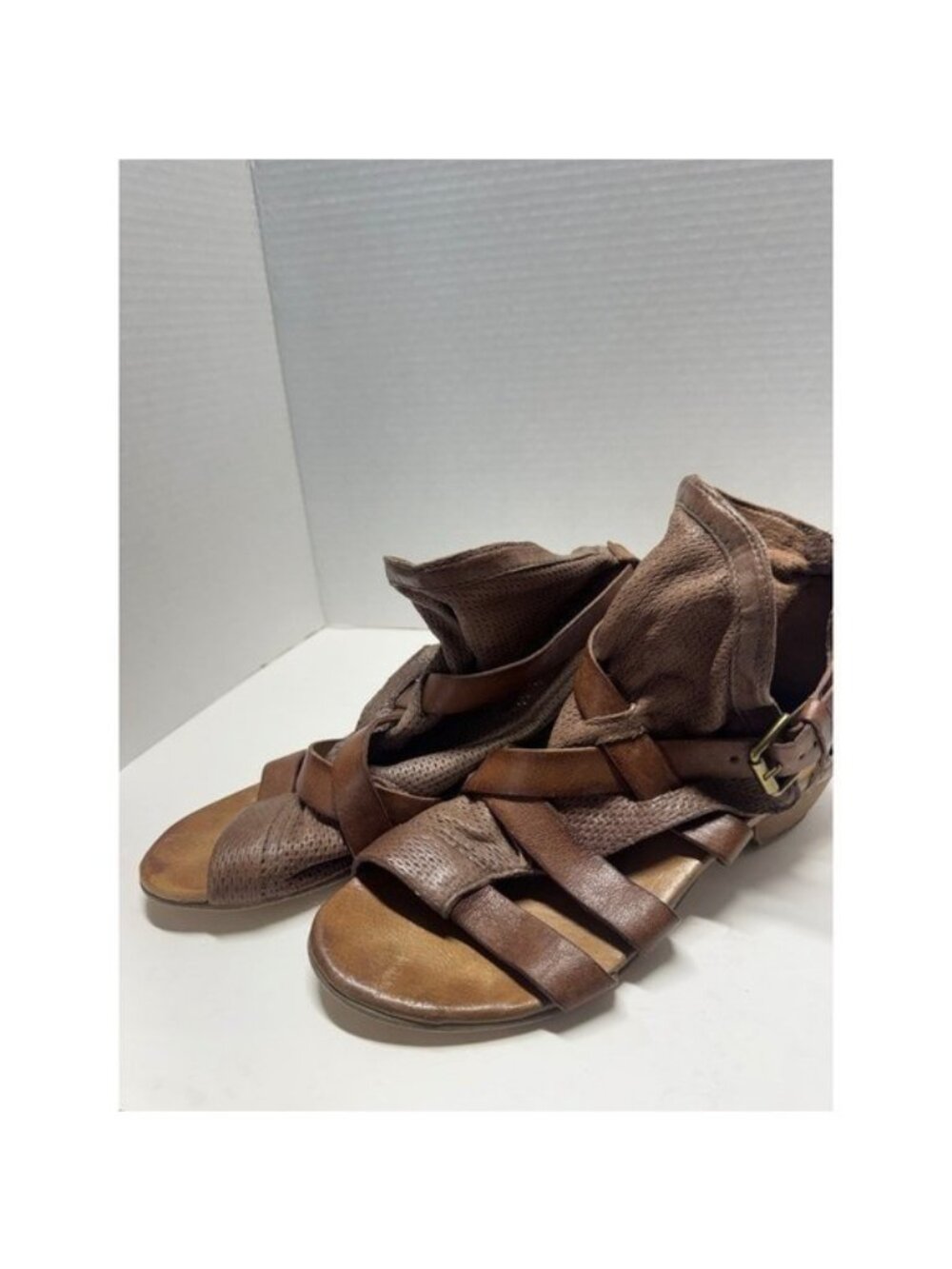 Miz Mooz Brown Leather Slouchy Ankle Strap Gladiator Sandals Size 38 7.5